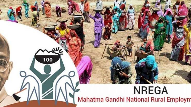 இந்தியாவில் வேளாண்மை வளர்ச்சி - பசுமை புரட்சி, ஊரக வளர்ச்சி திட்டங்கள், மகாத்மா காந்தி தேசிய ஊரக வேலைவாய்ப்பு உறுதித் திட்டம் 6
